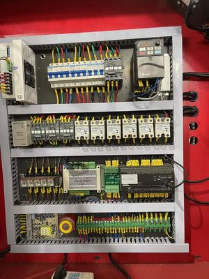 100-110pcs/min 高速紙茶杯形作機 外部サイズ 2200mm*1350mm*1900mm