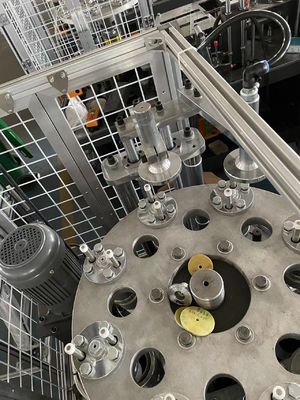 1900kg 高速自動超音波紙コーヒーカップ製造機械 高容量カップ生産のための生産ライン