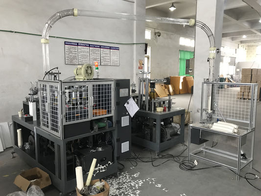 完全に自動紙カップとプレートを作るマシンと外部のサイズ 2130mm*1350mm*1900mm