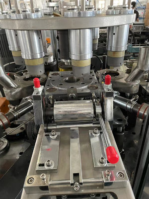 紙のコーヒーカップを作る機械 紙を折りたたむ機械